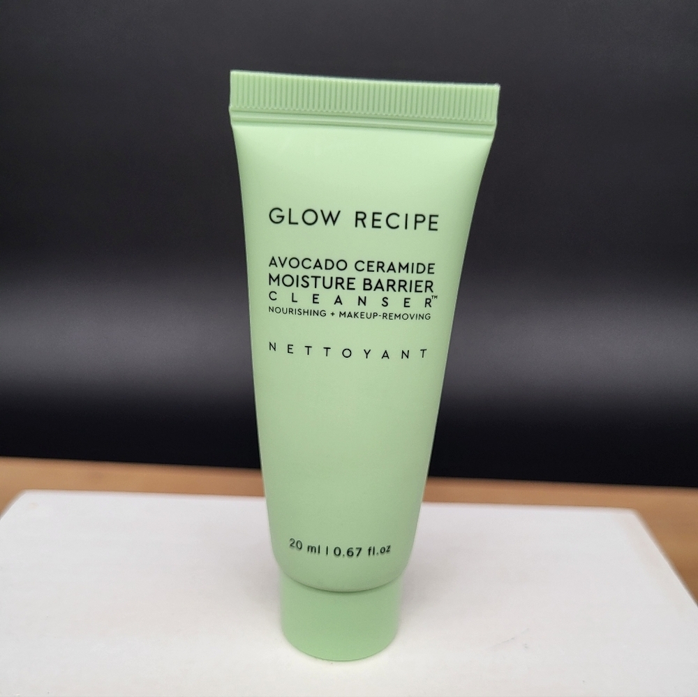 Glow Recipe Cleanser Duo: Blueberry Bounce & Avocado Ceramide, 20ml x2, New - Picture 4 of 5